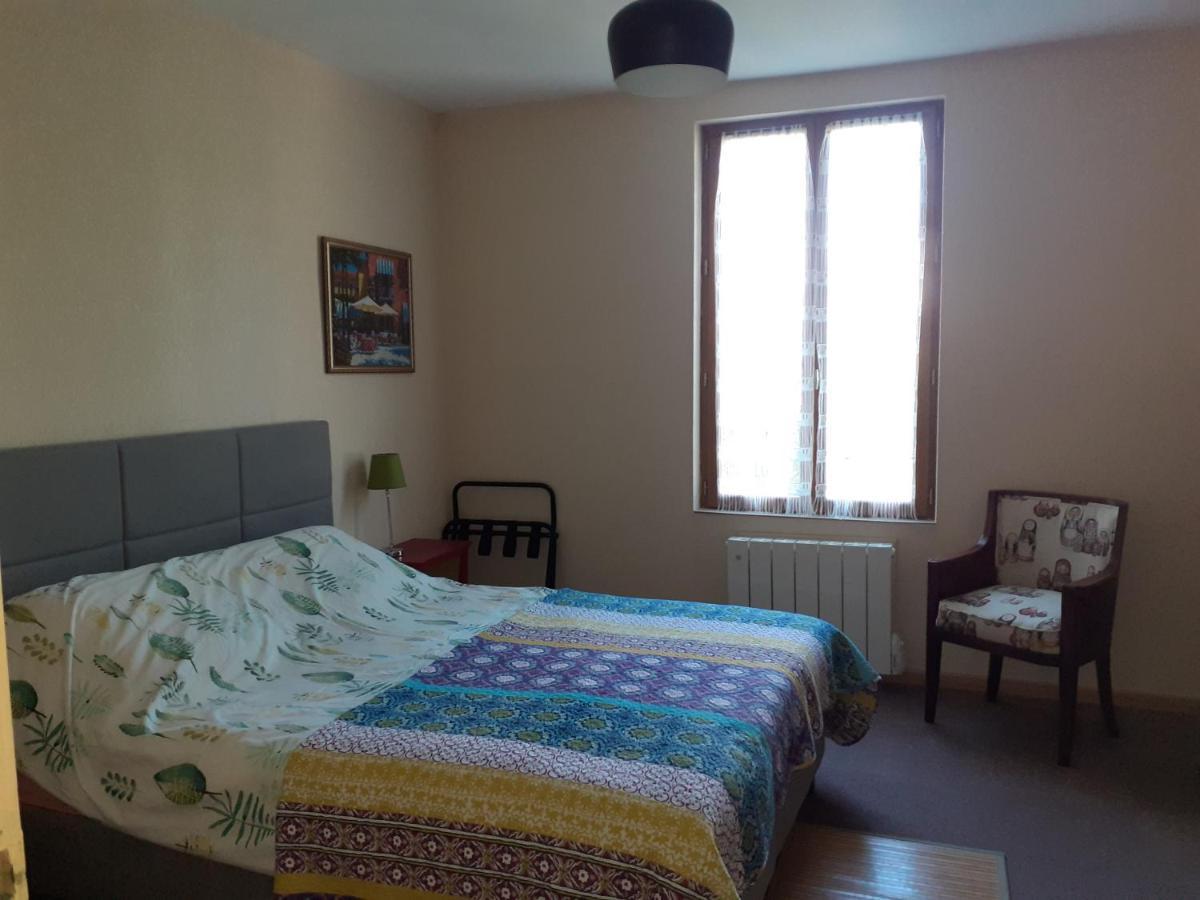 Gite 32 Rue Du Huit Mai Freneuse  Екстер'єр фото