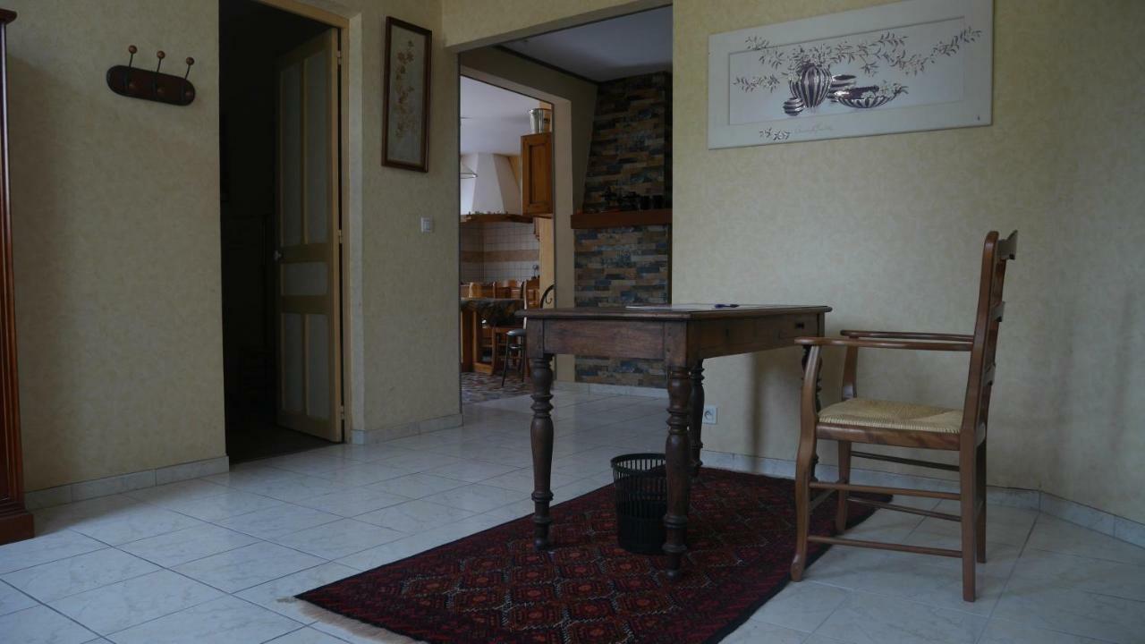 Gite 32 Rue Du Huit Mai Freneuse  Екстер'єр фото